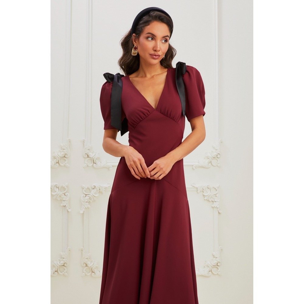V. Chapman The Lily Dress‎ Burgundy Large Like New